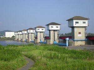 ���Y�剁3���Q�[�g